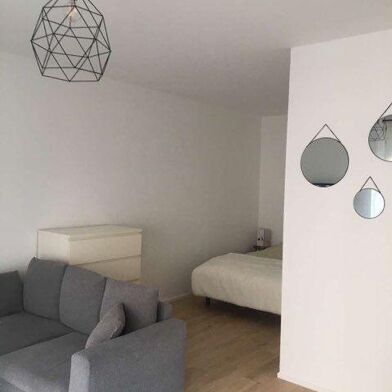 Appartement 1 pièces 590 €