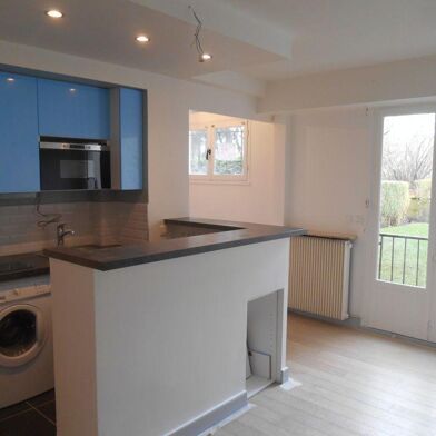 Appartement 1 pièces 831 €