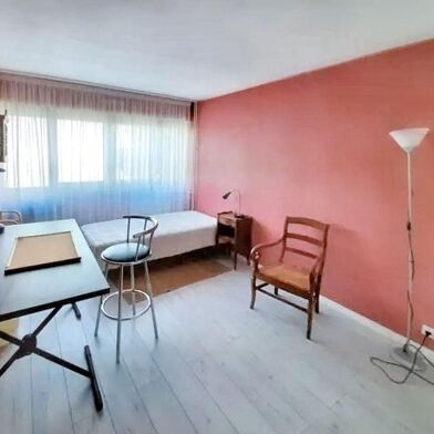 Appartement 1 pièces 522 €