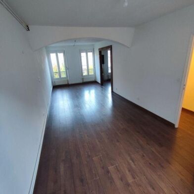 Appartement 3 pièces 730 €