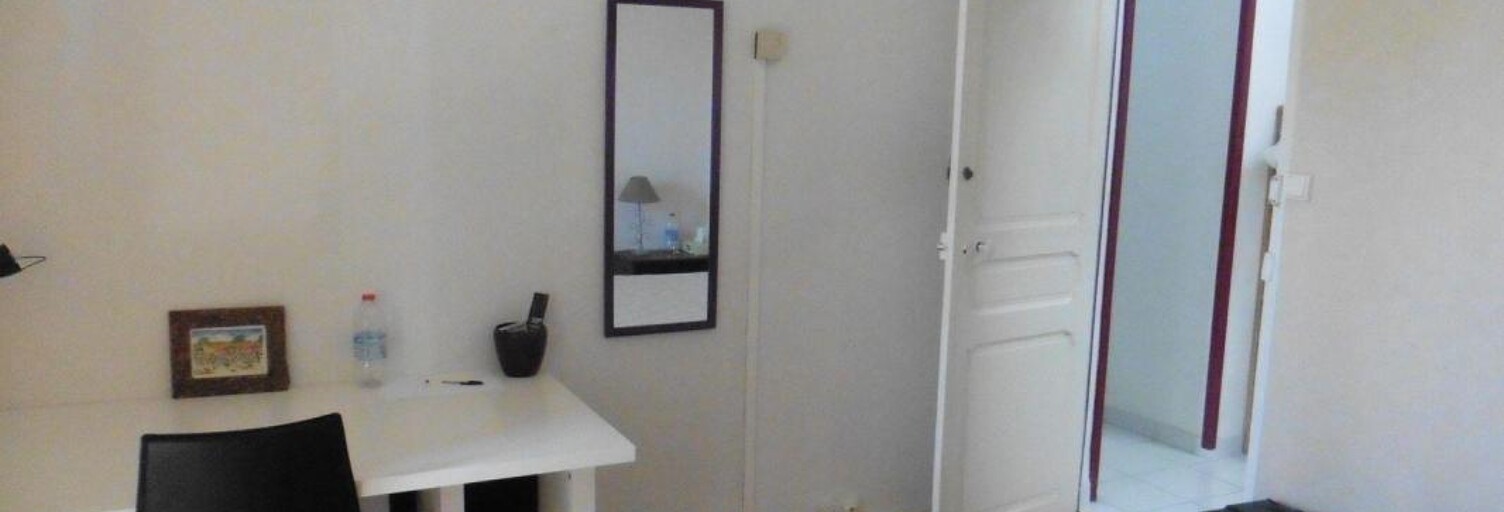 Appartement 1 Pièce 9 m² à louer à Pau (64000)