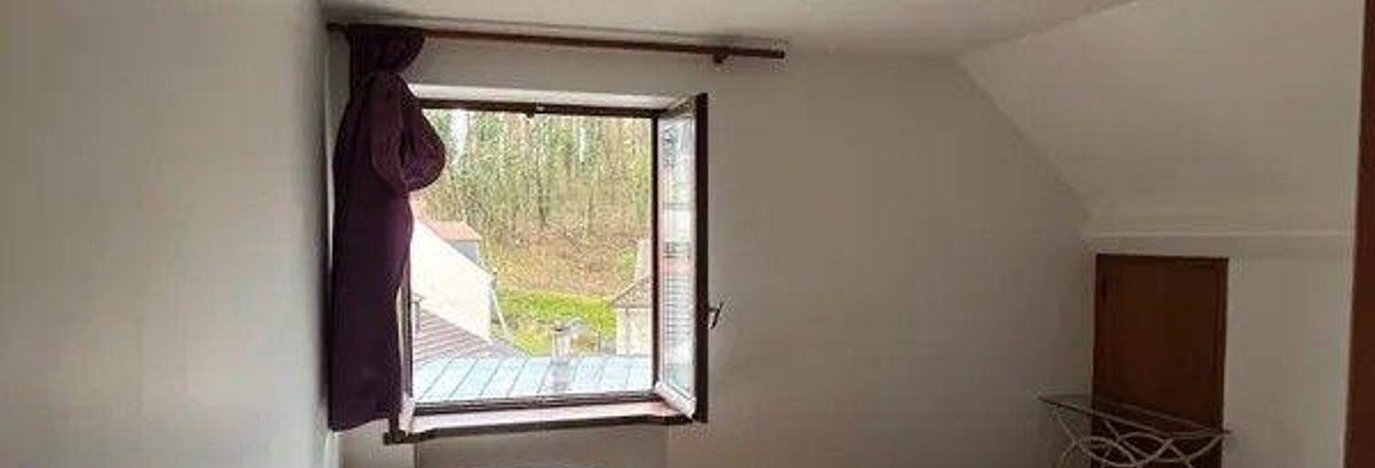 Appartement 1 Pièce 12 m² à louer à Le Mesnil-le-Roi (78600)