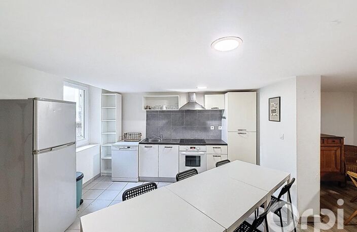 Maison de ville aux 3 projets : Famille, Colocation ou Profession Libérale – 150 m² – Nancy (Place des Vosges) — photo 2