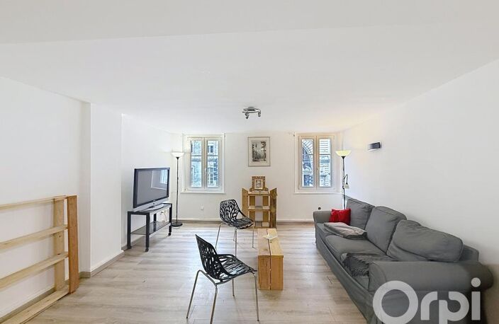 Maison de ville aux 3 projets : Famille, Colocation ou Profession Libérale – 150 m² – Nancy (Place des Vosges) — photo 5