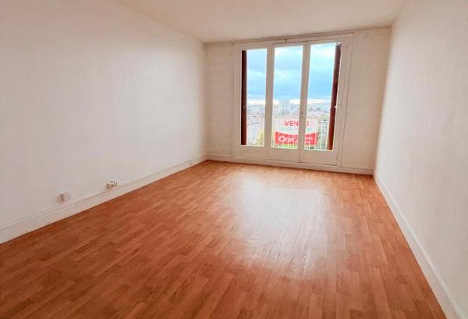 Appartement À Vendre — photo 1