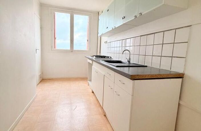 Appartement À Vendre — photo 2