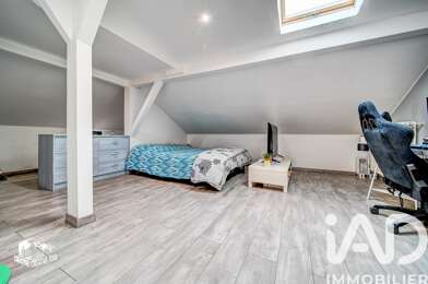 Appartement 8 pièces 369000 €