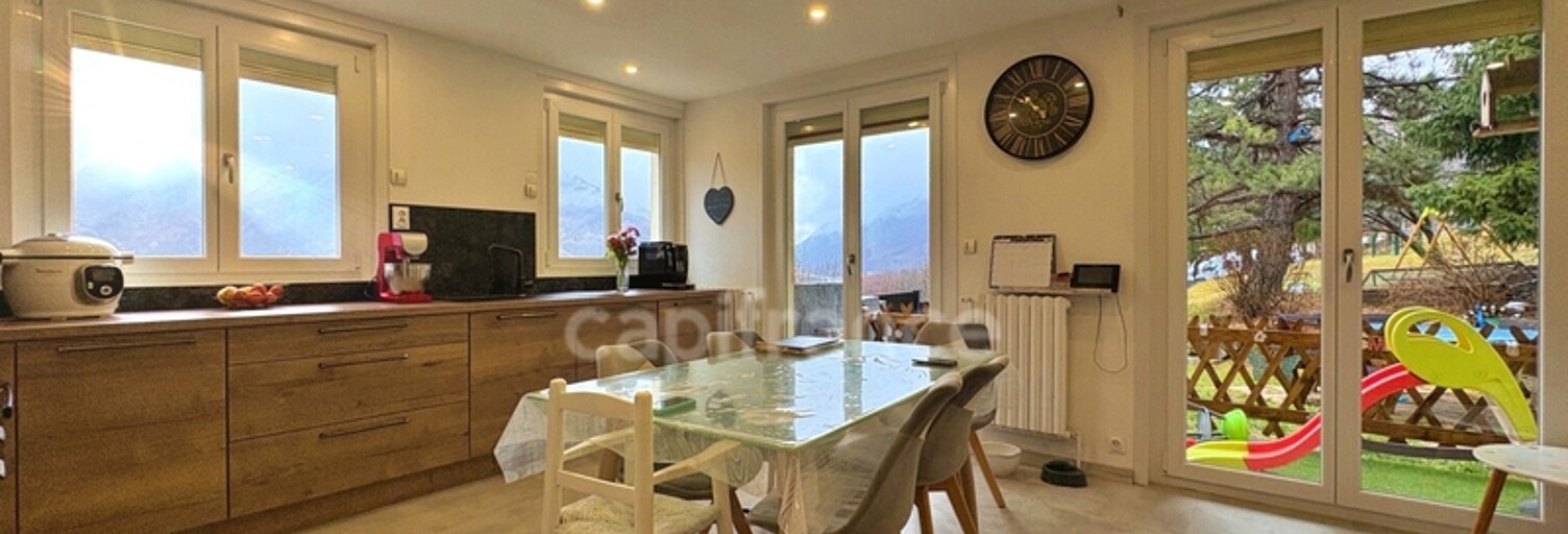 Maison 5 Pièces 139 m² à vendre à Saint-Martin-d'Arc (73140)