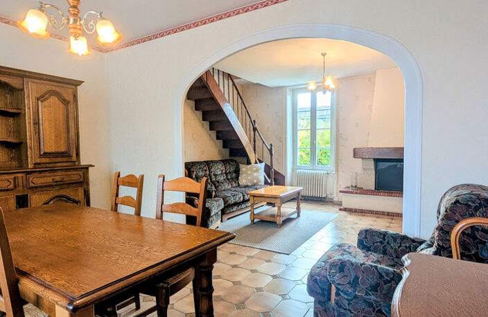 Maison à vendre 6 pièces CHERVES RICHEMONT (16) — photo 4