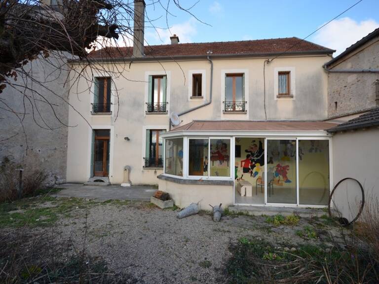 Proche de LA FERTE SOUS JOUARRE (77) à vendre maison de 7 pièces avec local commercial — photo 1