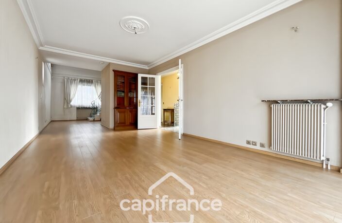 Maison familiale et polyvalente, à Ormesson-sur-Marne, au calme, 4 chambres, dépendance, 2 grands garages, terrain 496 m2 — photo 5
