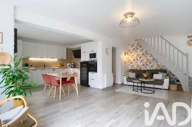 Maison 4 pièces 330000 €