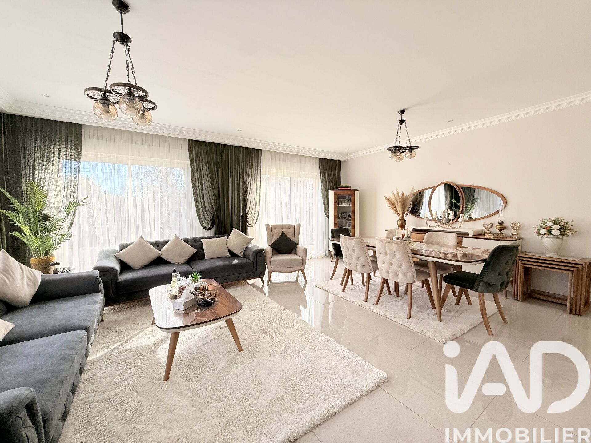 Digne-Les-Bains - 137m² - 5p. - 4ch.