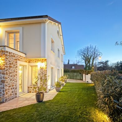 Maison 6 pièces 585000 €