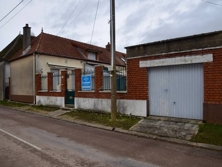 Maison à vendre 4 pièces AIX-VILLEMAUR-PALIS (10) — photo 1