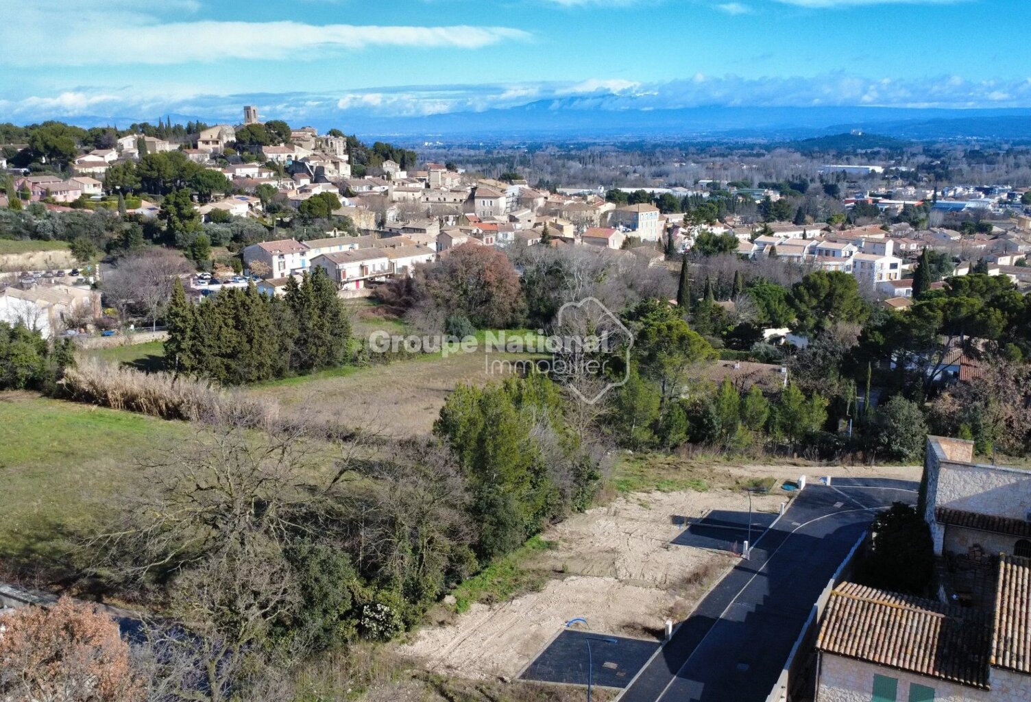 CHATEAUNEUF DE GADAGNE TERRAIN CONSTRUCTIBLE DE 232 M2 — photo 1