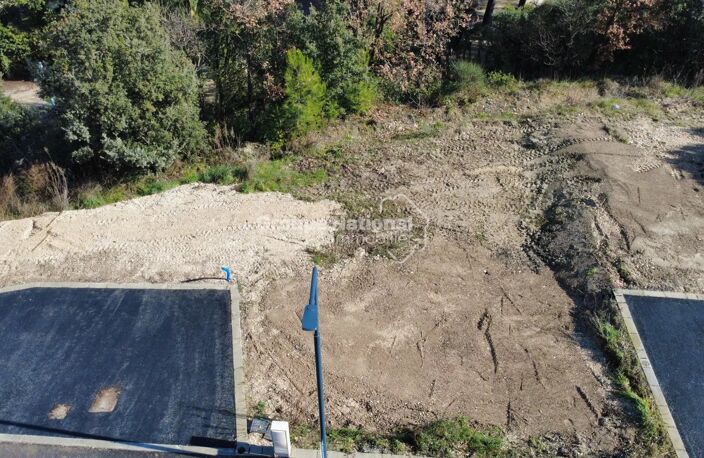 CHATEAUNEUF DE GADAGNE TERRAIN CONSTRUCTIBLE DE 232 M2 — photo 2