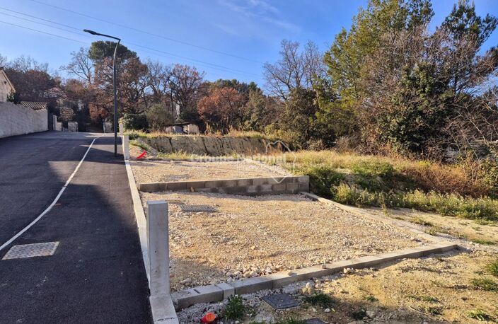 CHATEAUNEUF DE GADAGNE TERRAIN CONSTRUCTIBLE DE 232 M2 — photo 3