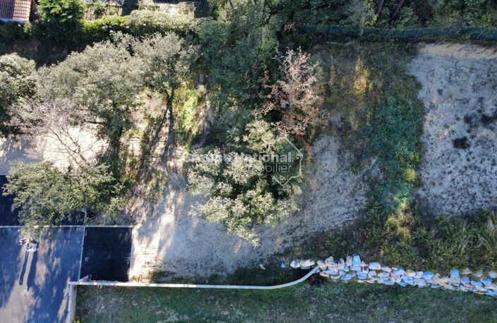 CHATEAUNEUF DE GADAGNE TERRAIN CONSTRUCTIBLE DE 349 M2 — photo 2