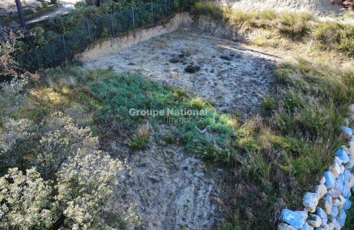 CHATEAUNEUF DE GADAGNE TERRAIN CONSTRUCTIBLE 478 m² — photo 2