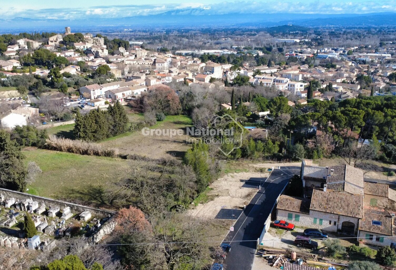 CHATEAUNEUF DE GADAGNE TERRAIN CONSTRUCTIBLE DE 608 M2 — photo 1