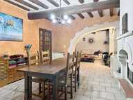 Beaucaire maison en pierre de  6 pièces  de 169 m² avec terrasses et doubles garages — photo 2