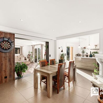 Maison 5 pièces 620000 €