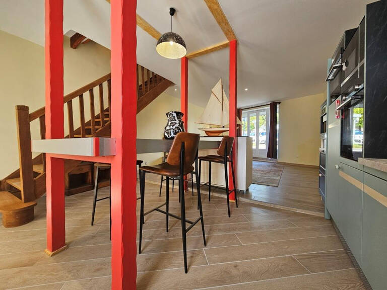 Maison centre bourg 130m2  -  3 chambres à Saint Savin — photo 1