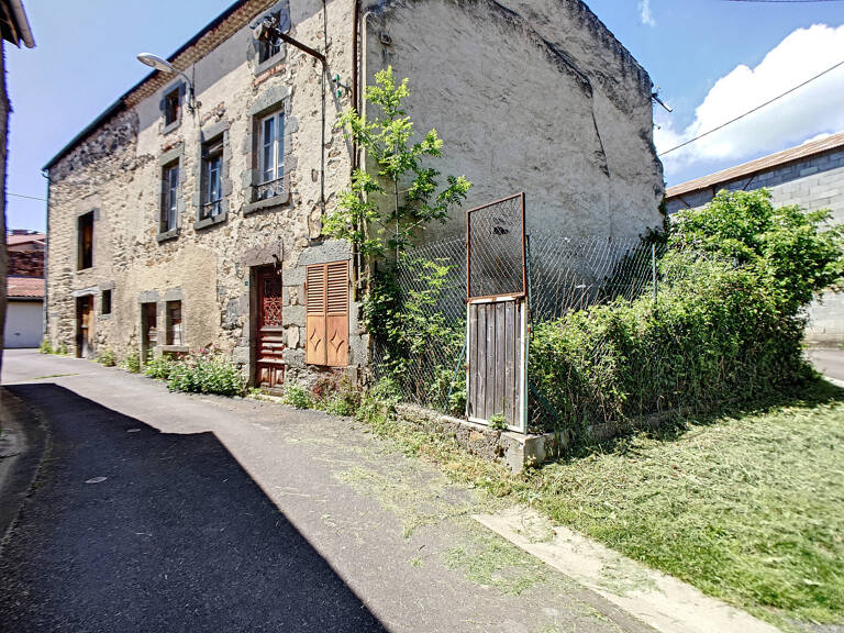 34MN CLERMONT - 24MN BESSE - Maison à rénover avec grange et — photo 1