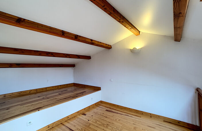 MONTAIGUT-LE-BLANC CENTRE — photo 4