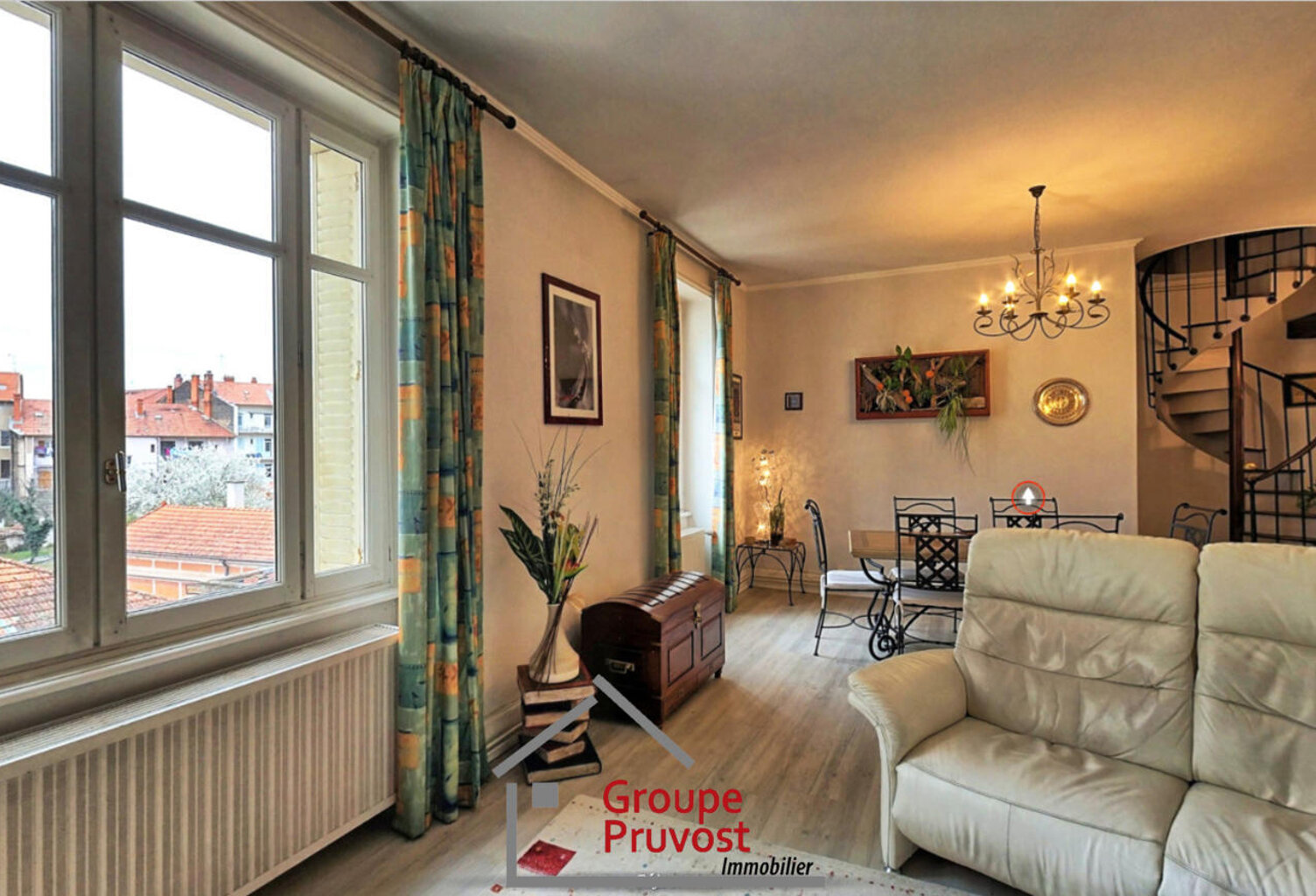 Vente appartement 6 pièces 149 m² Roanne (42300) — photo 1