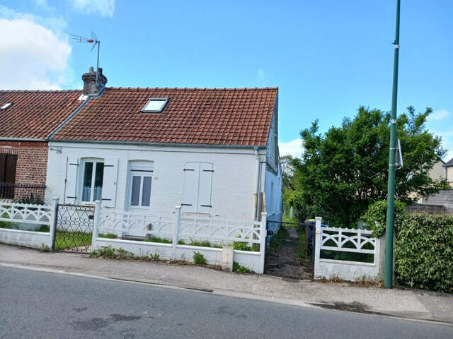 Maison semi mitoyenne, 7 studios et deux T2 — photo du bien