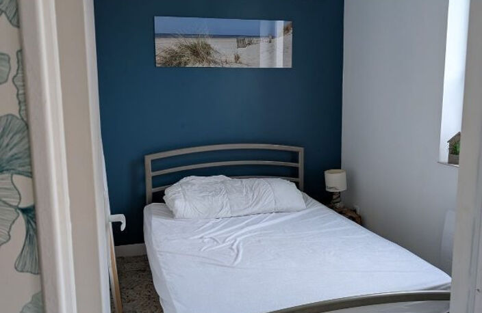 Maison semi mitoyenne, 7 studios et deux T2 — photo 3