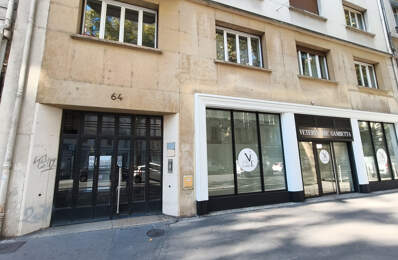 GARAGE SAXE GAMBETTA — photo du bien