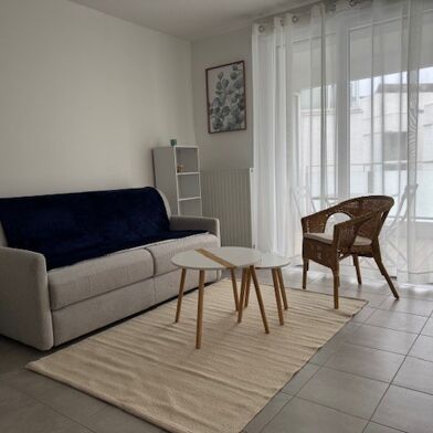 Appartement 1 pièces 776 €