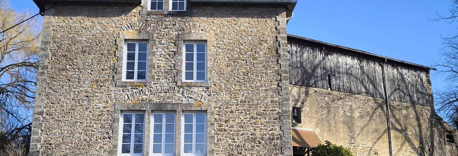 Maison 7 Pièces 225 m² à vendre à Rougemont (25680)