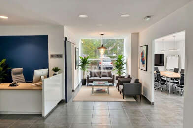 Bureau 5 pièces 116640 €