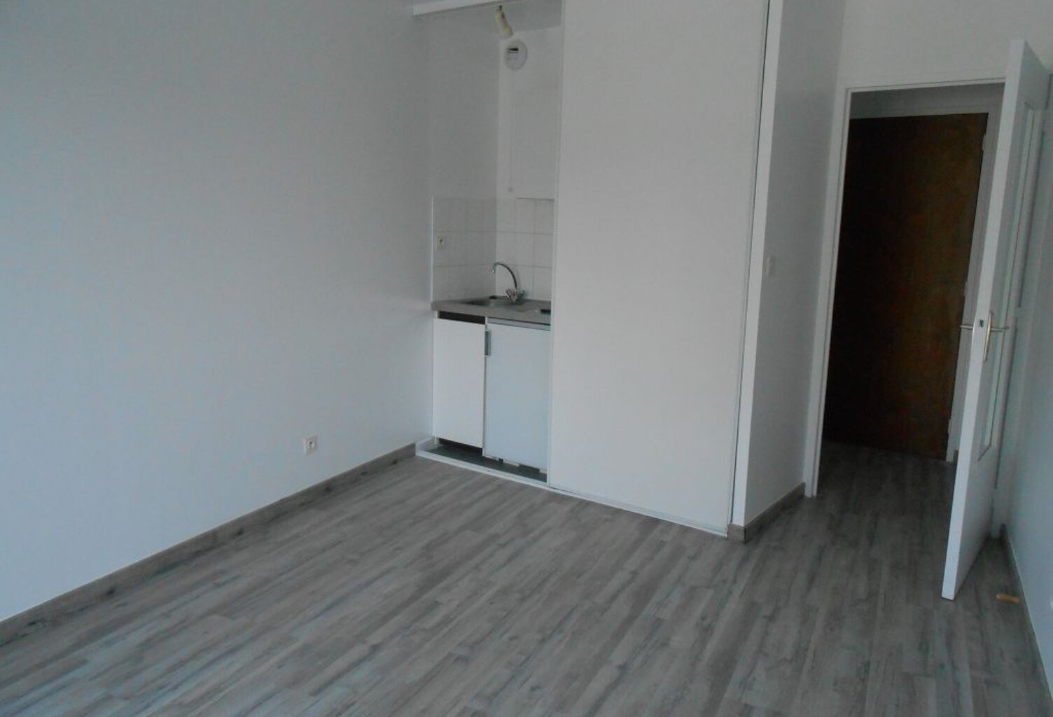 Appartement Cesson Sevigne 1 piece 18.82 m2 — photo 1