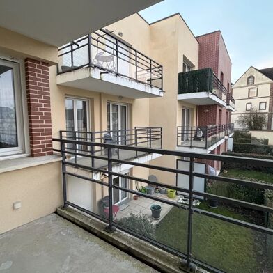 Appartement 2 pièces 606 €