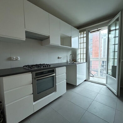 Appartement 3 pièces 987 €
