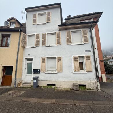 Immeuble  137800 €