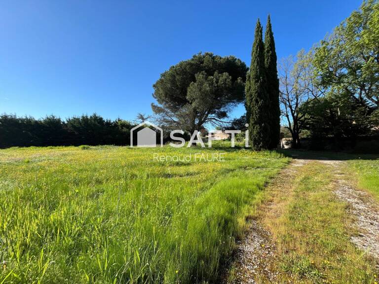 Terrain constructible de 2071m² — photo 1