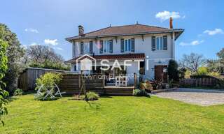 Immeuble  350 m² à vendre à Gastes (40160)