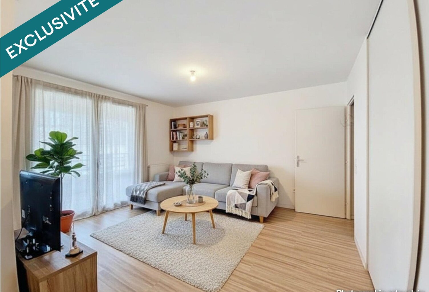 Superbe T2 plein sud avec loggia, parking et box en résidence sécurisée — photo 1