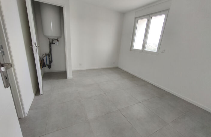 Loue appartement T2 neuf à Béziers — photo 3