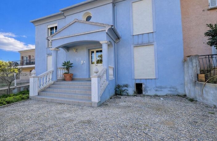 Immeuble de rapport  Hyper centre de  Borgo   Spécial investisseur — photo 4