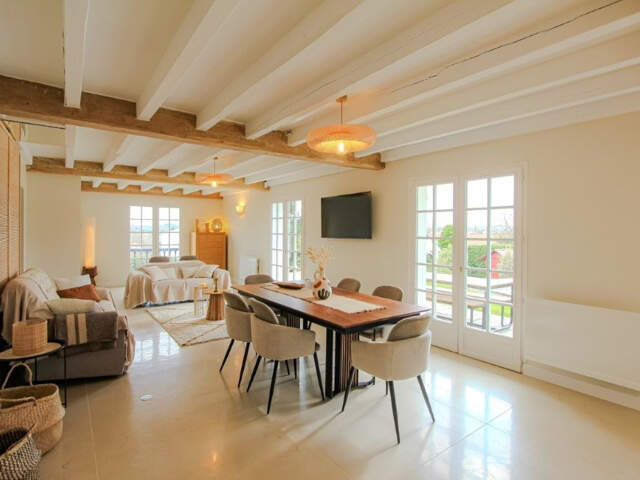 ARBONNE - CHARMANT VILLAGE BELLE VILLA AVEC PISCINE — photo du bien