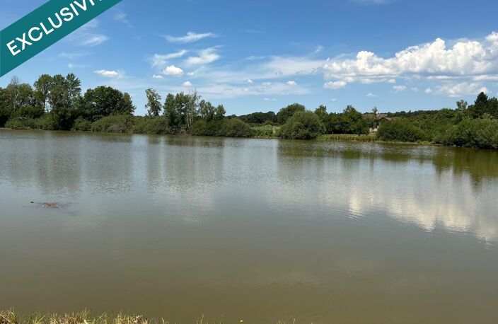 Etang fondé en titre,chalet en dur,  22000m² de surface. — photo 2