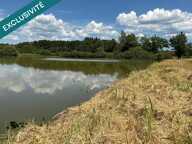 Etang fondé en titre,chalet en dur,  22000m² de surface. — photo 3