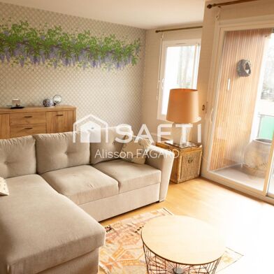 Appartement 4 pièces 272000 €